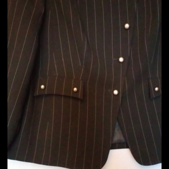 Women Blazer - Picture 3 of 4